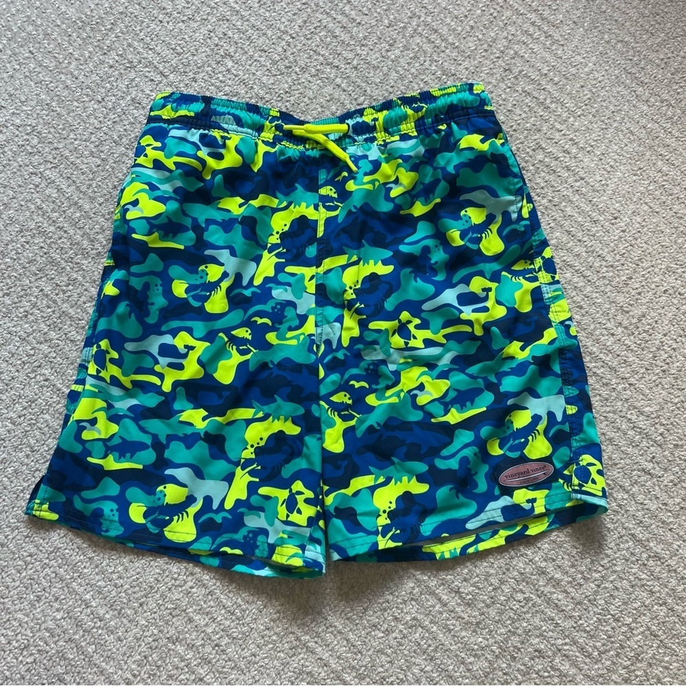 Vineyard Vines Swim Trunks 16